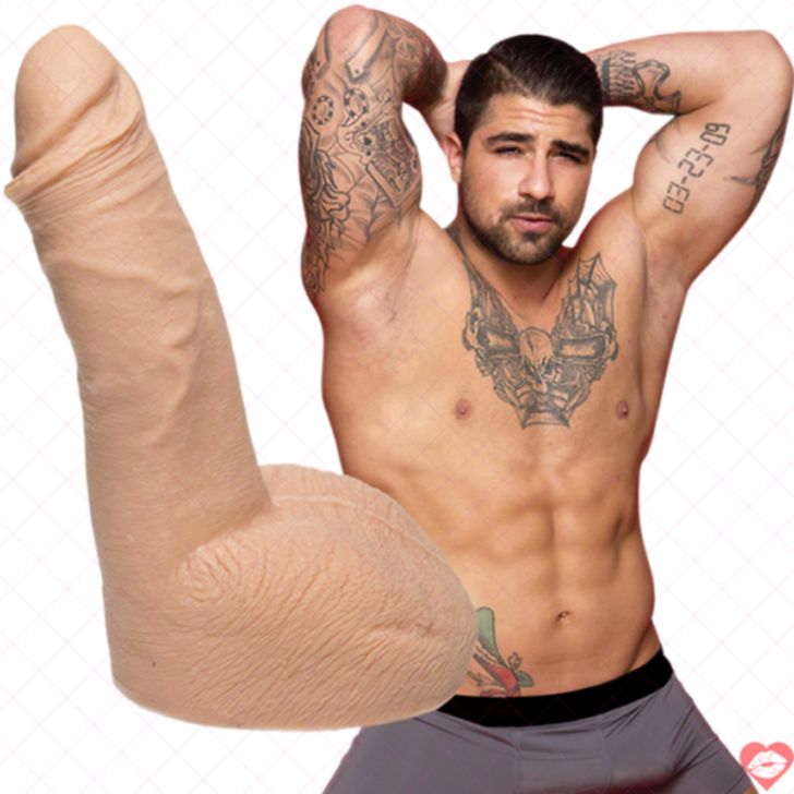 Dildo Ryan Bones Ultraskyn Cứng Thật Khoái Lạc 